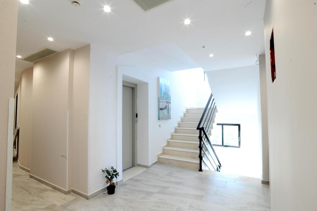Afrodite Suites Sarandë Exterior foto