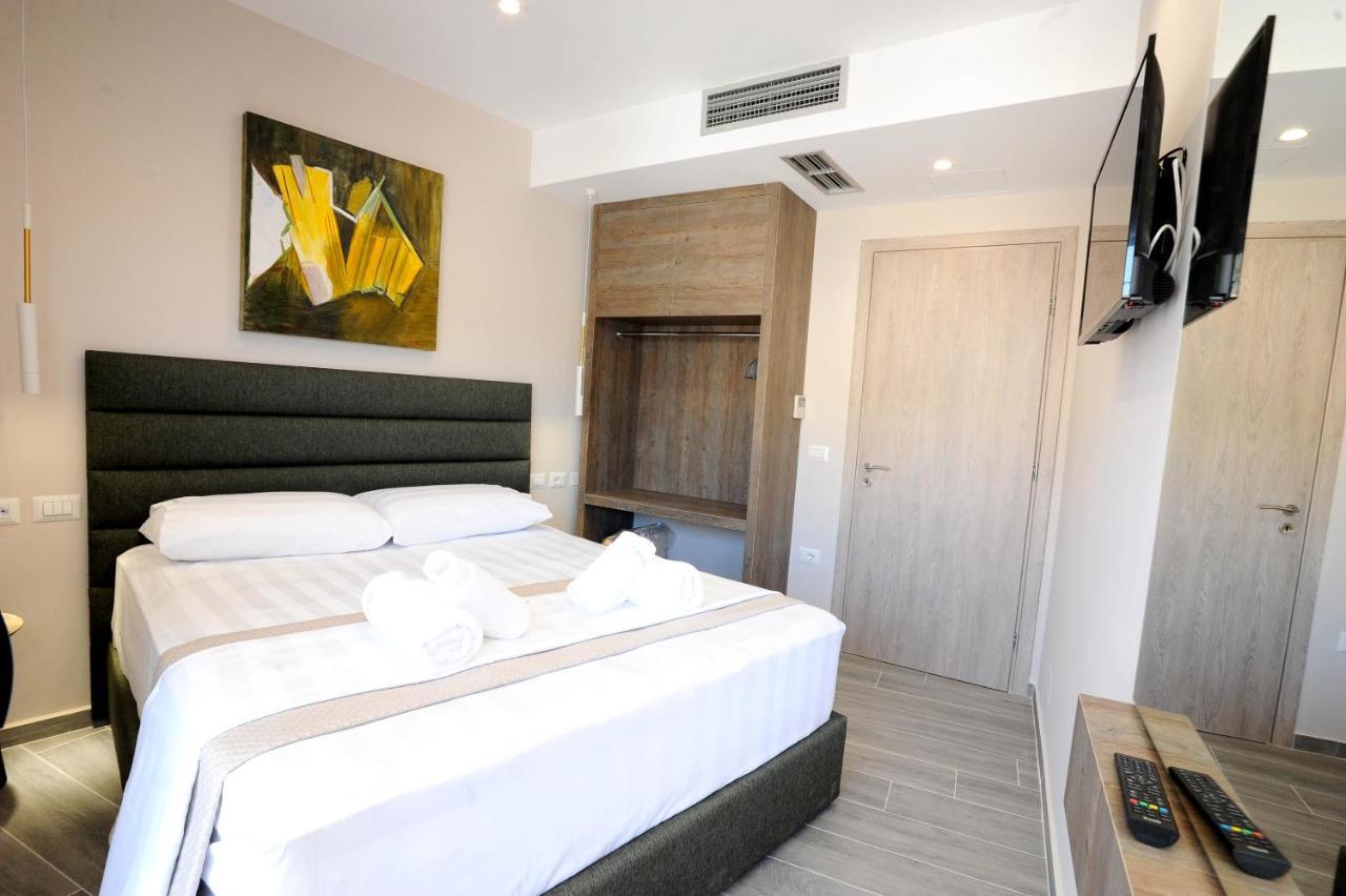 Afrodite Suites Sarandë Exterior foto