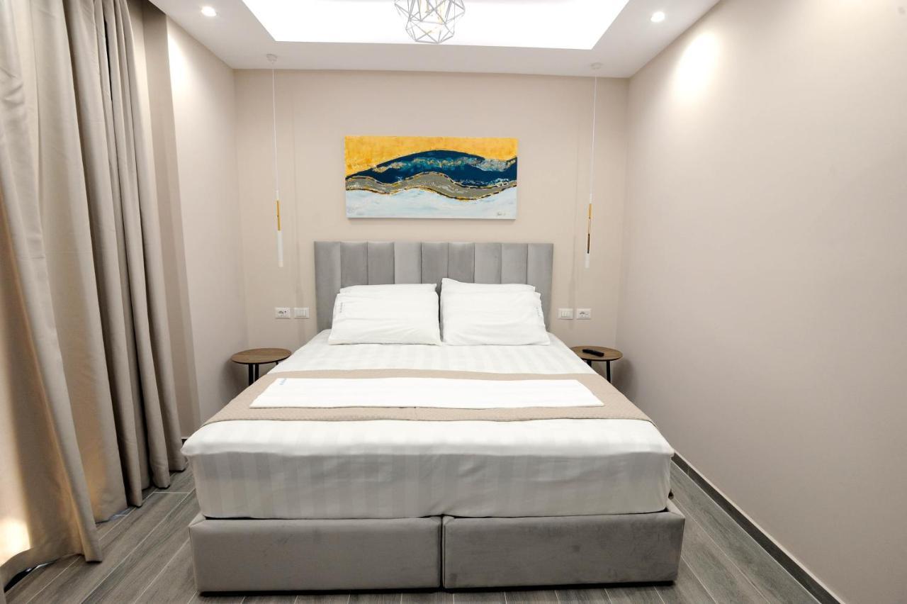 Afrodite Suites Sarandë Exterior foto