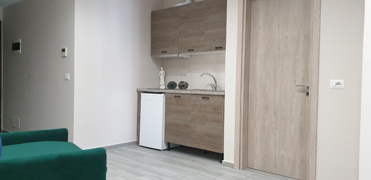 Afrodite Suites Sarandë Exterior foto
